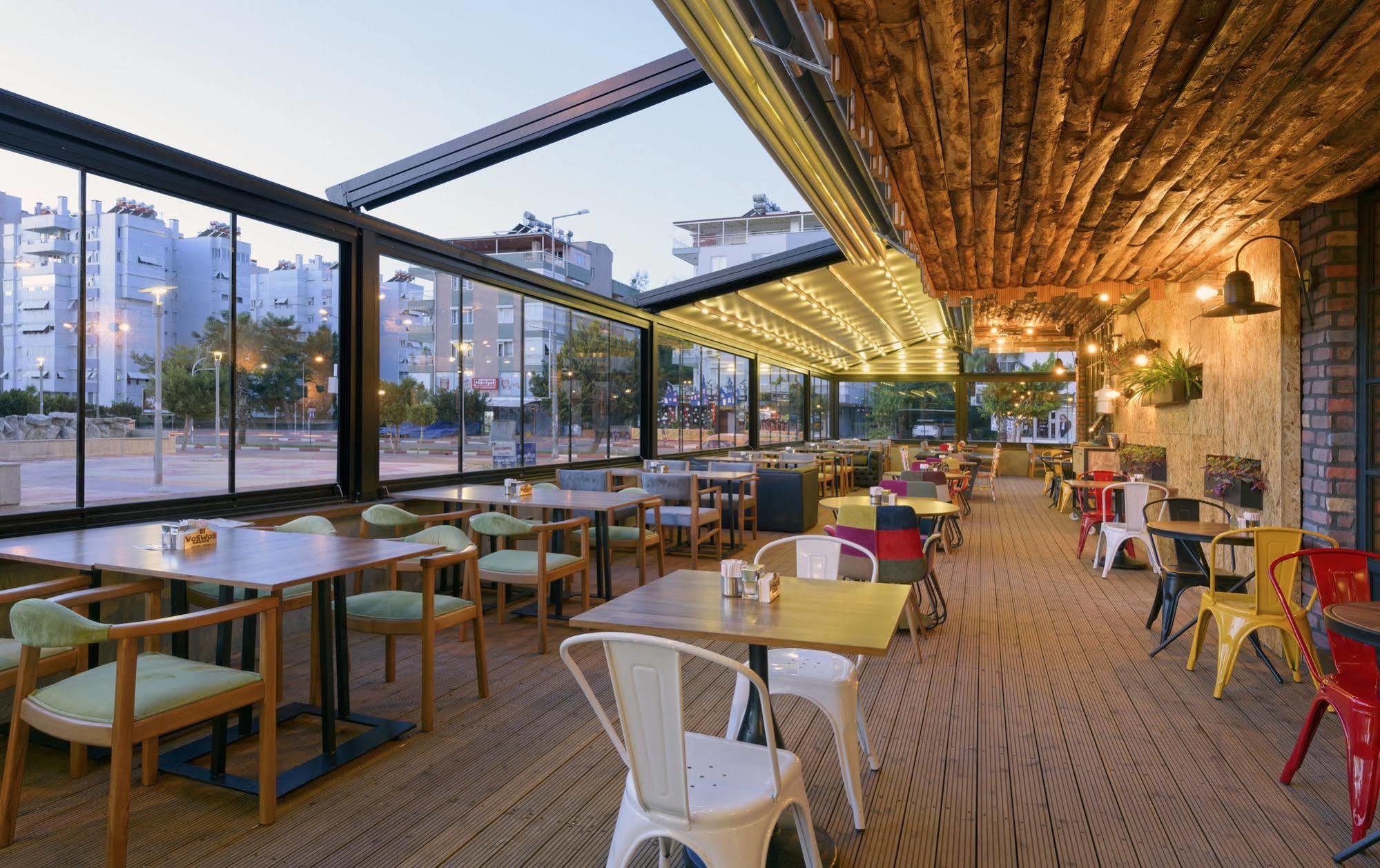Voswos Garage Coffee Hotel Antalya Exterior foto