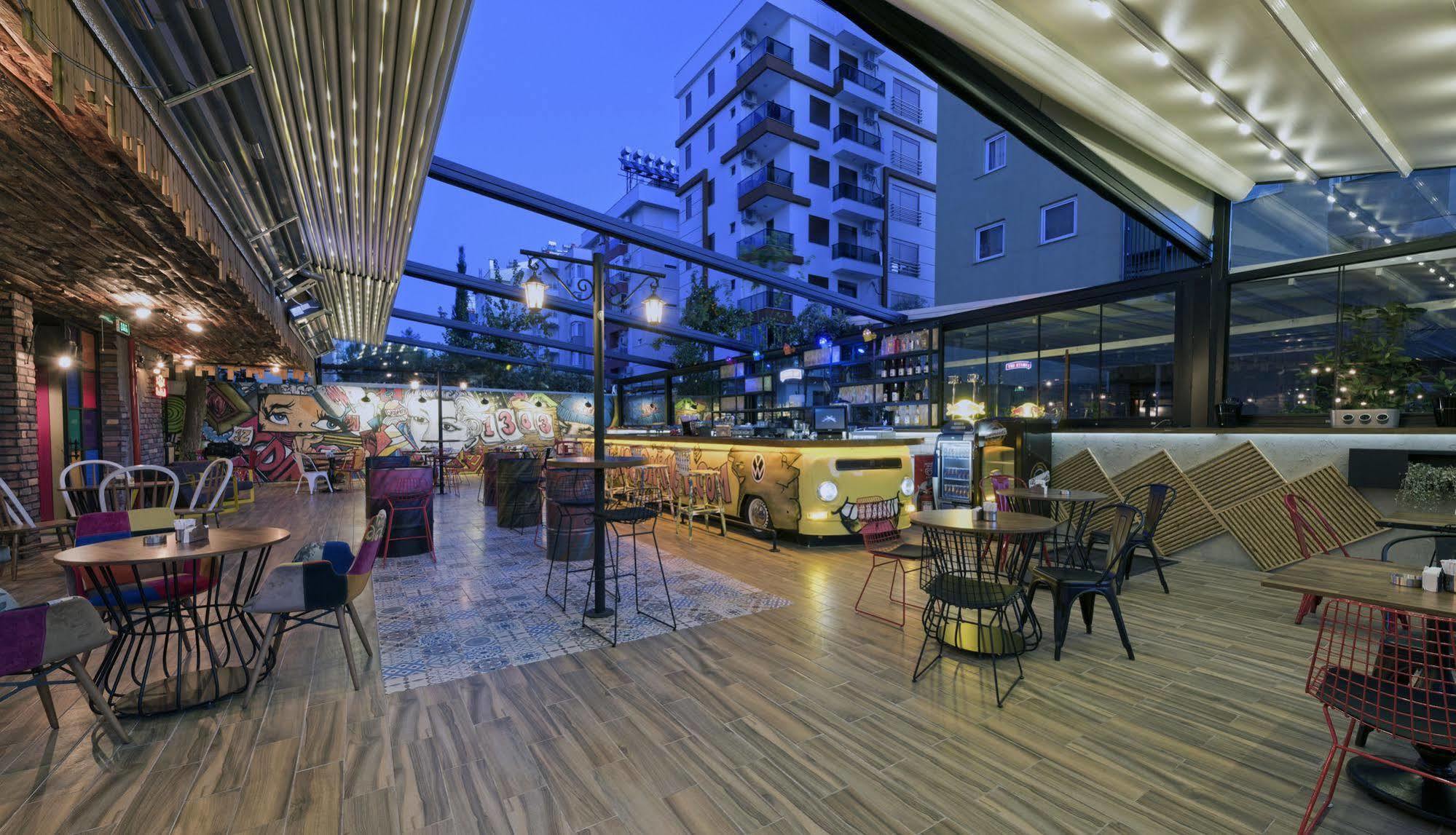 Voswos Garage Coffee Hotel Antalya Exterior foto